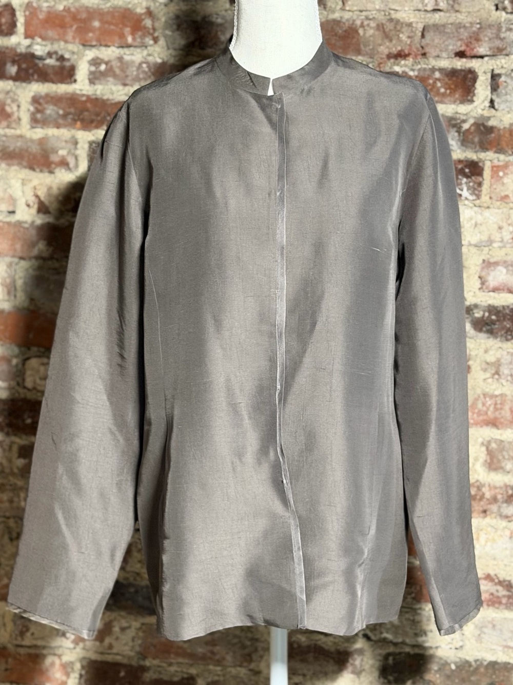Eileen Fisher 100%  Dupioni Silk Medium Grey Collarless Top